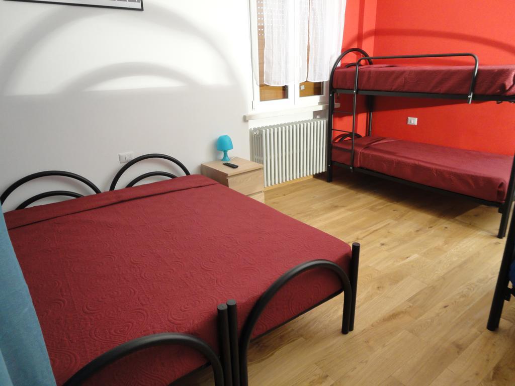 Pavia Ostello Eksteriør bilde